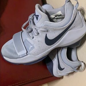 Nike 6Y Paul George PG1 basketball shoes
